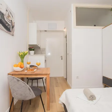 Apartment Eva